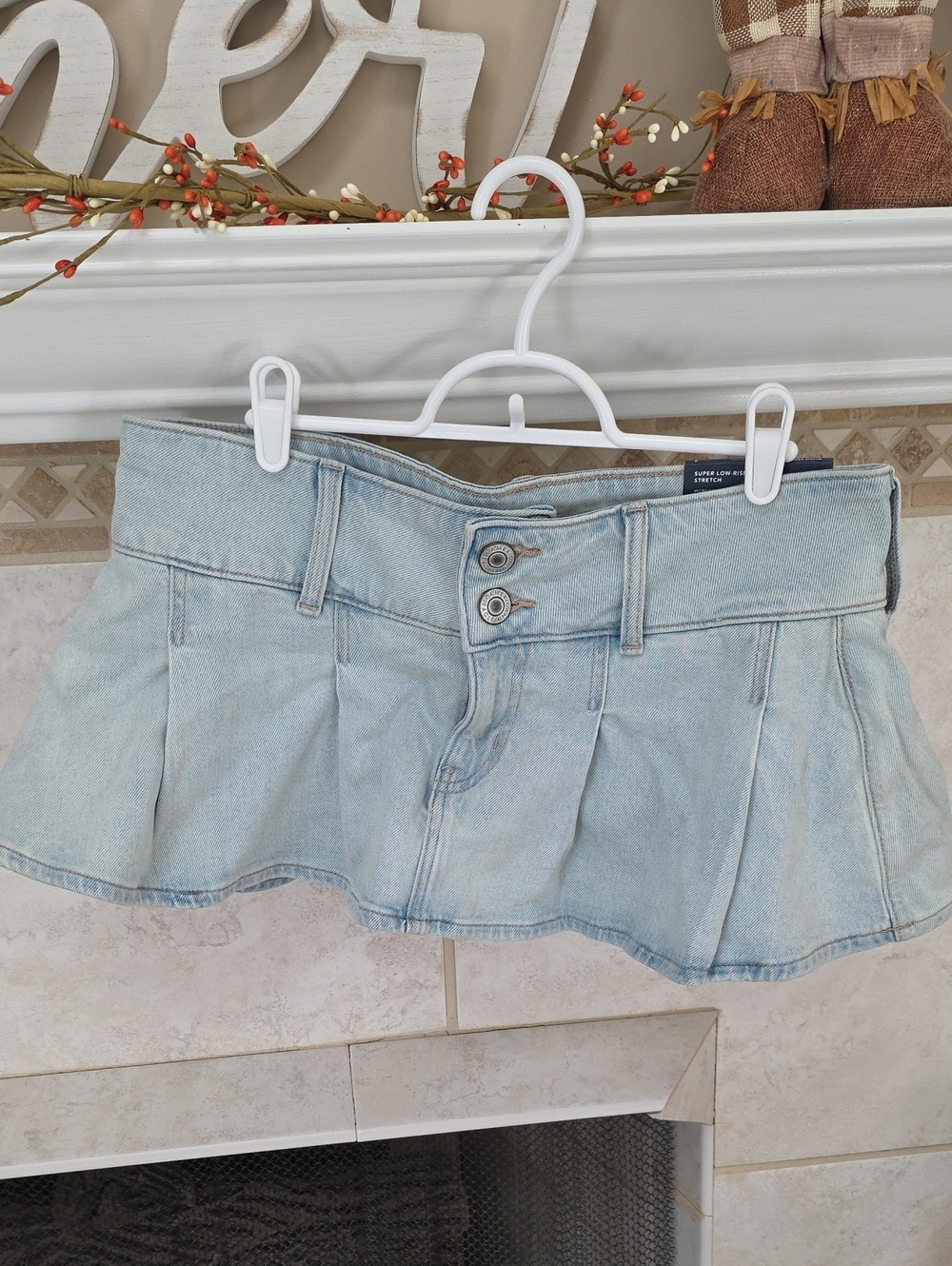 🌟💙 American Eagle Outfitters Light Blue Denim Pleated MICRO Skort 💙🌟